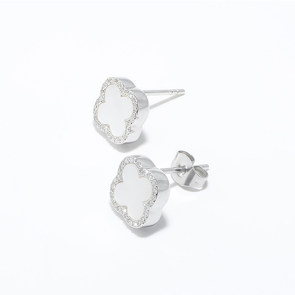 Earnail Customization